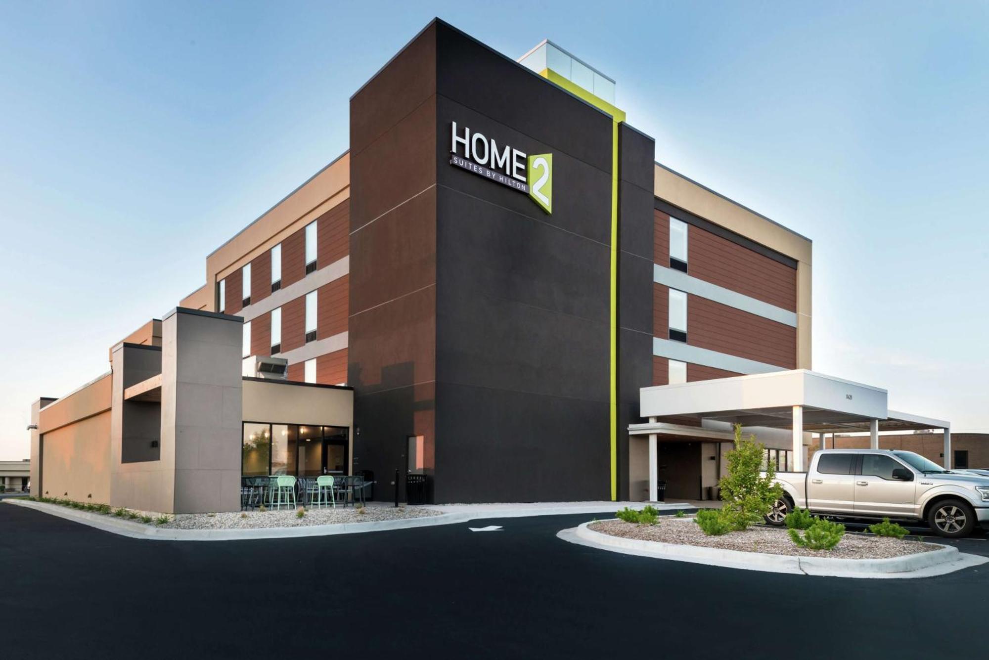 Home2 Suites By Hilton Merrillville Exterior photo